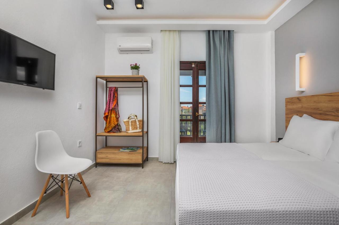 Eleon Suites 아피토스 외부 사진