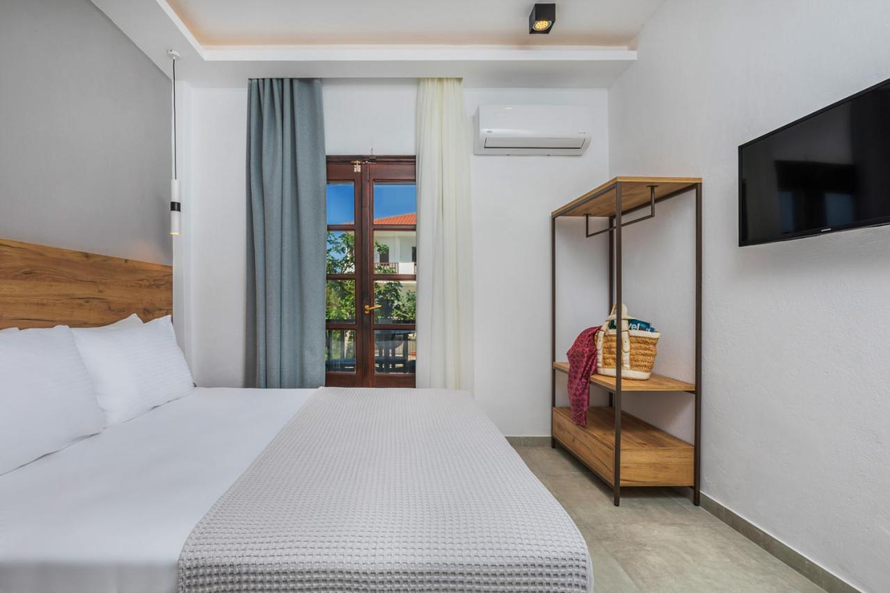 Eleon Suites 아피토스 외부 사진