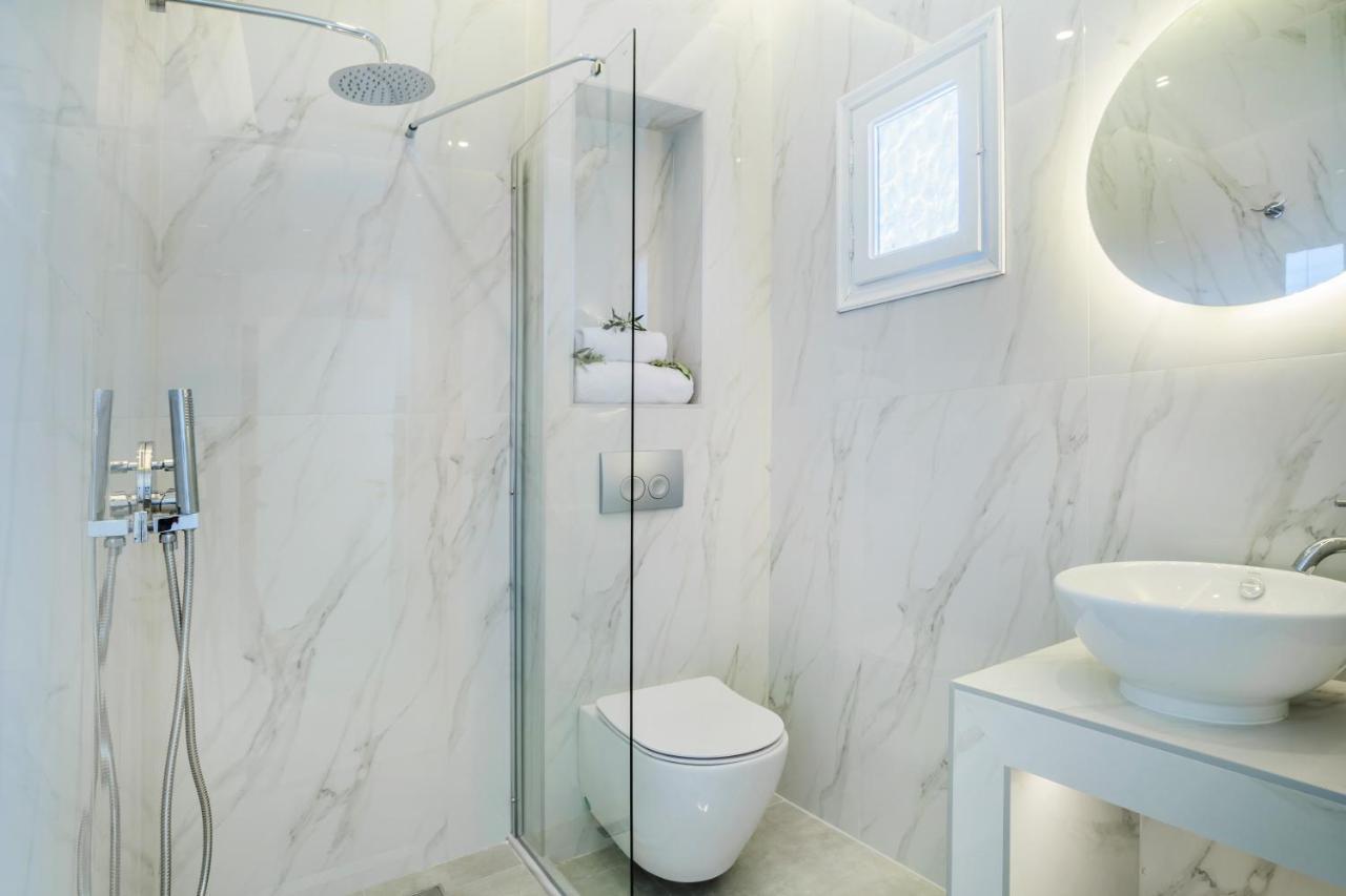 Eleon Suites 아피토스 외부 사진