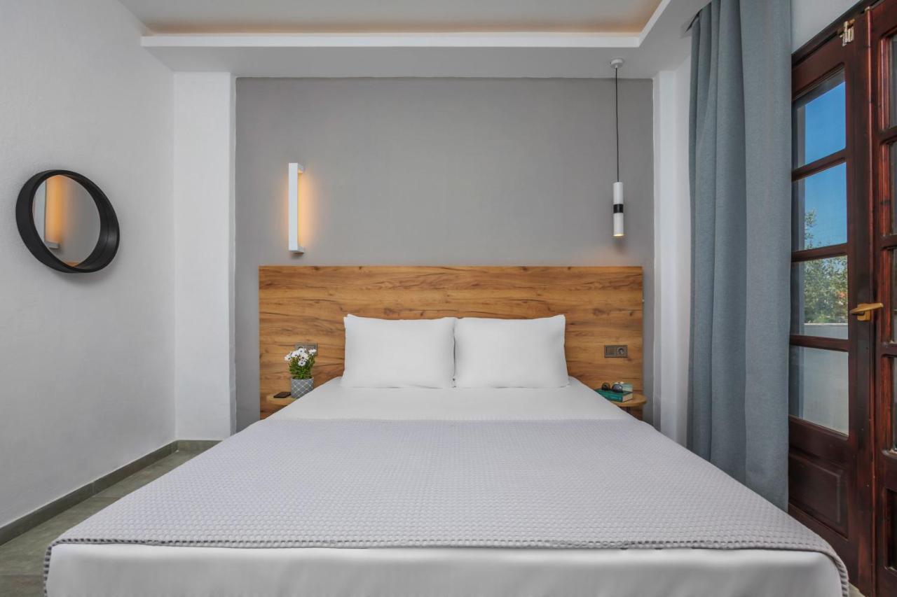 Eleon Suites 아피토스 외부 사진